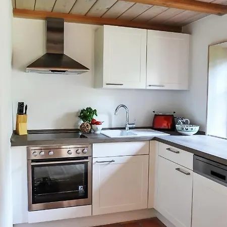 Rosenhaus - Luett * Arnis